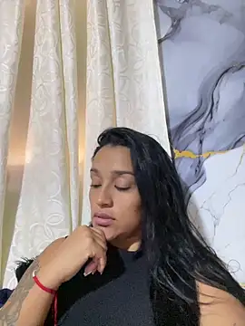 Snapshot of KatalinnaBrown chatting on 1, 4, 2026 KatalinnaBrown online show from 1, 4, 2026