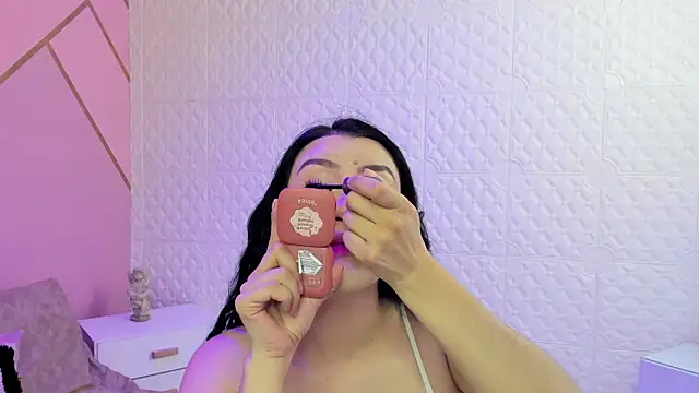 Violetaa diazz online show from 8, 11, 2025