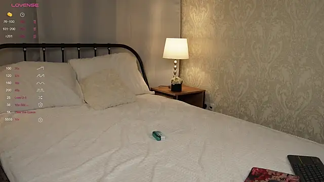 Snapshot of Good_Barbie chatting on 12, 9, 2025 Good Barbie online show from 12, 9, 2025