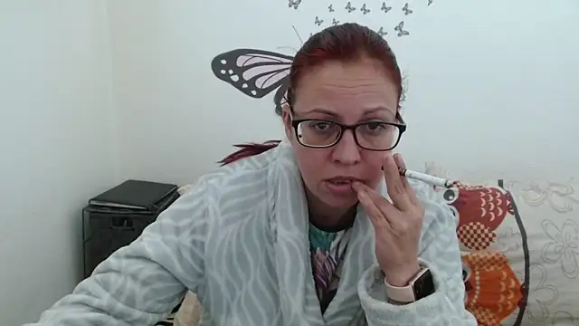 LadyHellene online show from 10, 4, 2026