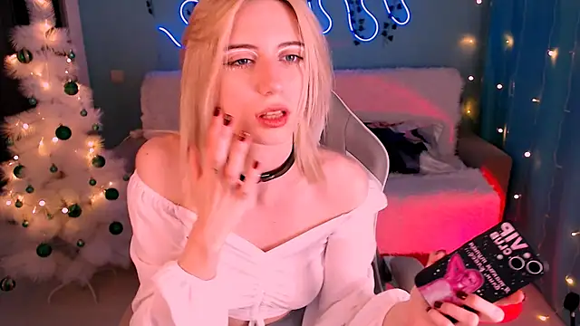 Snapshot of Sweet_Richal chatting on 19, 12, 2024 Sweet Richal online show from 19, 12, 2024