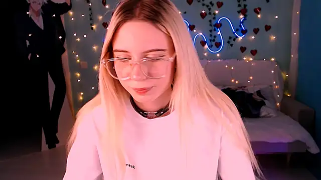 Snapshot of Sweet_Richal chatting on 15, 3, 2025 Sweet Richal online show from 15, 3, 2025