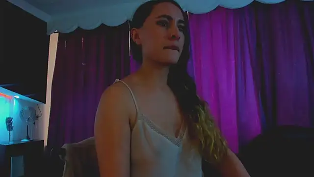 Coral Gibson online show from 11, 3, 2025