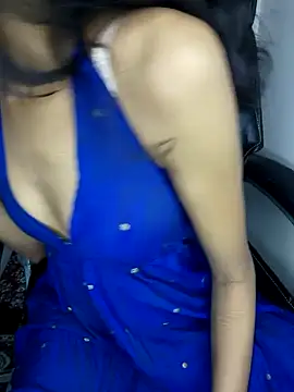 Snapshot of glam_goddess chatting on 3, 12, 2024 glam goddess online show from 3, 12, 2024