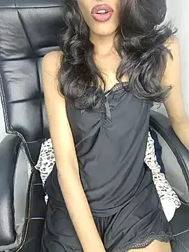 Snapshot of glam_goddess chatting on 24, 12, 2024 glam goddess online show from 24, 12, 2024