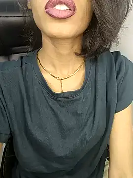 Snapshot of glam_goddess chatting on 14, 1, 2025 glam goddess online show from 14, 1, 2025