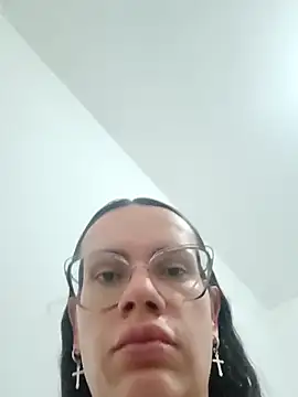 Snapshot of LadyDaemon chatting on 17, 10, 2025 LadyDaemon online show from 17, 10, 2025