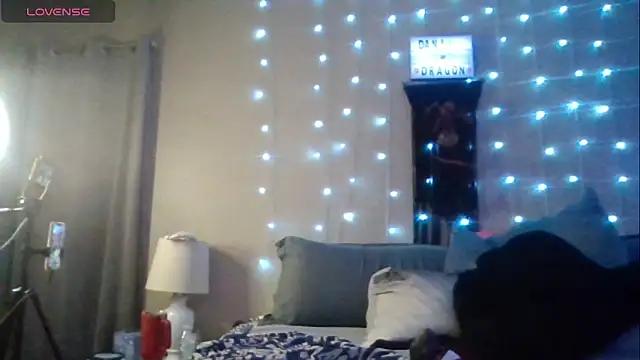 Snapshot of Dani_Dragon69 chatting on 12, 12, 2024 Dani Dragon69 online show from 12, 12, 2024