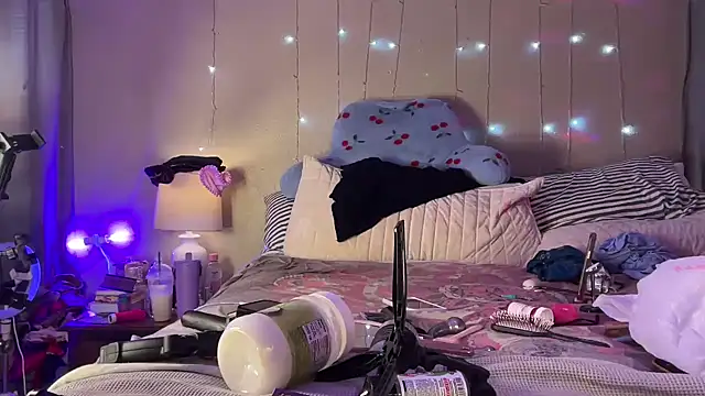 Snapshot of Dani_Dragon69 chatting on 1, 2, 2026 Dani Dragon69 online show from 1, 2, 2026