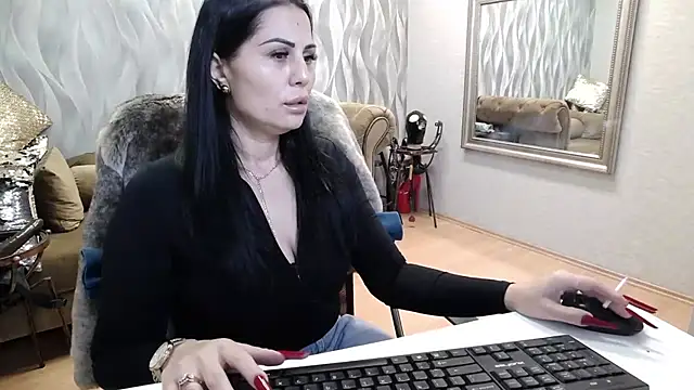 Sara Poison online show from 29, 10, 2025