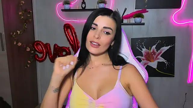 Snapshot of KayWuds chatting on 2, 3, 2025 KayWuds online show from 2, 3, 2025