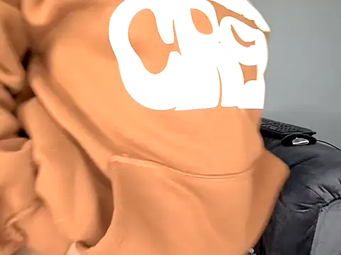 Pearl 00 online show from 29, 10, 2025