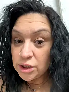 AlyssiaAmoreXO online show from 2, 12, 2025