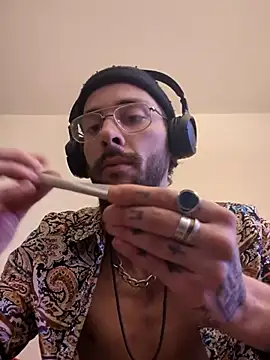 casualtimepassenger online show from 20, 2, 2025