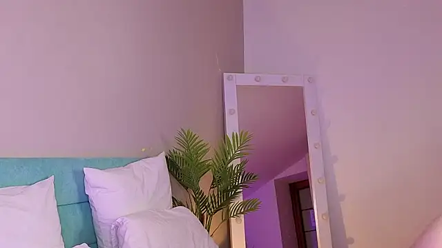 L1ittle kitty  online show from 19, 3, 2026