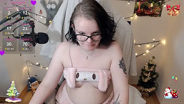 Snapshot of DivaMarisa chatting on 24, 1, 2025 DivaMarisa online show from 24, 1, 2025