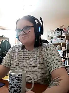 Snapshot of DivaMarisa chatting on 21, 3, 2025 DivaMarisa online show from 21, 3, 2025