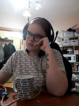 Snapshot of DivaMarisa chatting on 21, 3, 2025 DivaMarisa online show from 21, 3, 2025