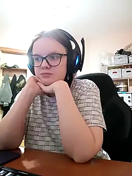 Snapshot of DivaMarisa chatting on 22, 3, 2025 DivaMarisa online show from 22, 3, 2025