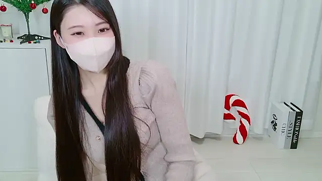 Snapshot of yuki_room chatting on 22, 12, 2025 yuki room online show from 22, 12, 2025