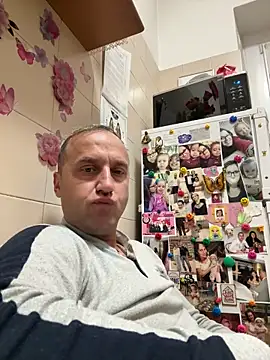 Lecatore80 online show from 14, 12, 2025