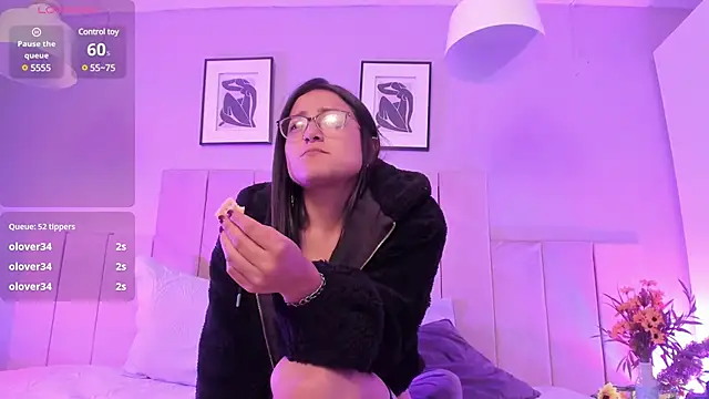 Lucy Williiams online show from 30, 1, 2025