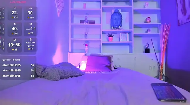 Lucy Williiams online show from 8, 2, 2025