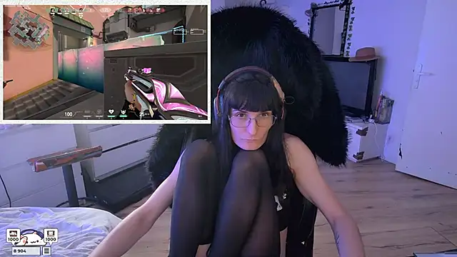 CeriseLapine online show from 25, 10, 2025