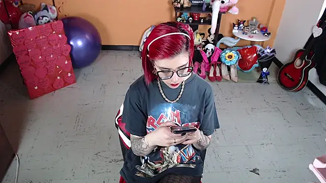 MissMiia2 online show from 13, 3, 2025