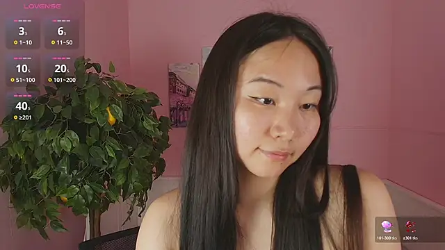 Snapshot of Inari_Okami_ chatting on 4, 6, 2026 Inari Okami online show from 4, 6, 2026