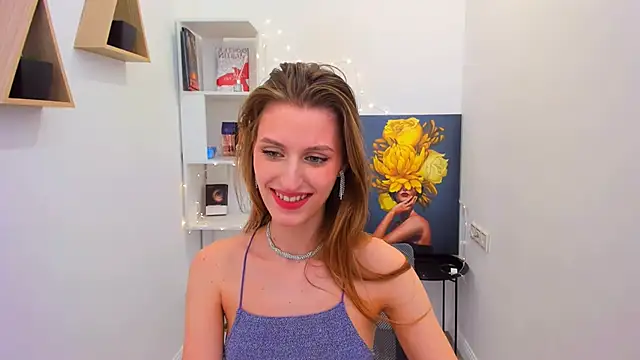 Snapshot of NaturalBeaty chatting on 7, 2, 2025 NaturalBeaty online show from 7, 2, 2025