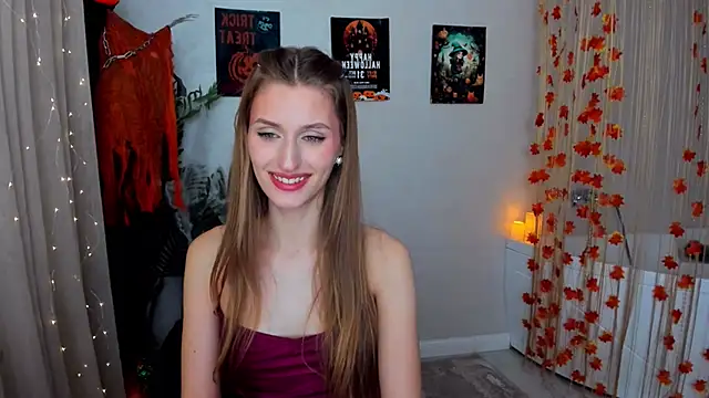Snapshot of NaturalBeaty chatting on 15, 10, 2025 NaturalBeaty online show from 15, 10, 2025