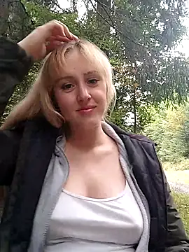 Snapshot of SherryOutdoor1 chatting on 9, 10, 2025 SherryOutdoor1 online show from 9, 10, 2025