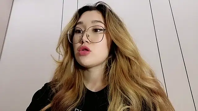 Jennatyan online show from 10, 1, 2026