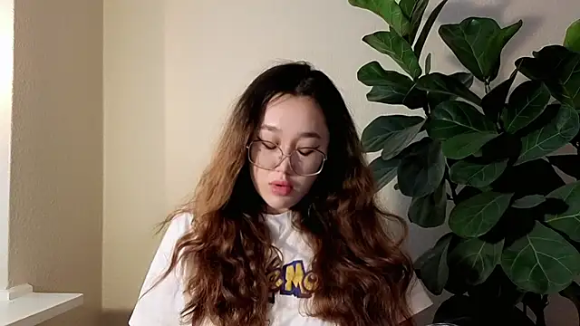 Jennatyan online show from 20, 7, 2026