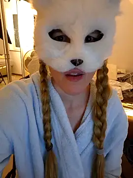 Hexe12346 online show from 27, 2, 2026