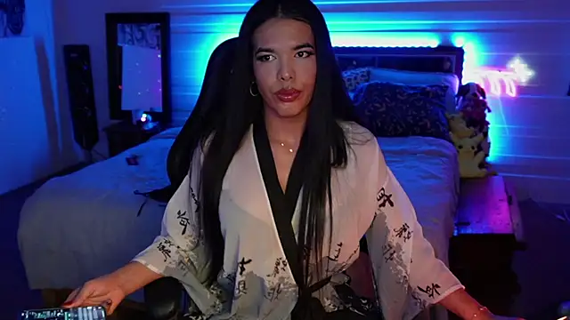 ElizaQueen777 online show from 24, 1, 2025