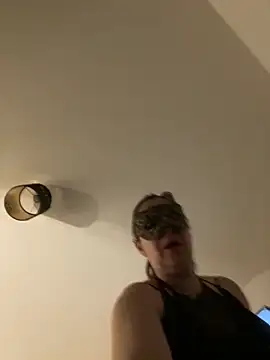 Snapshot of Lyannabuena69 chatting on 28, 2, 2026 Lyannabuena69 online show from 28, 2, 2026