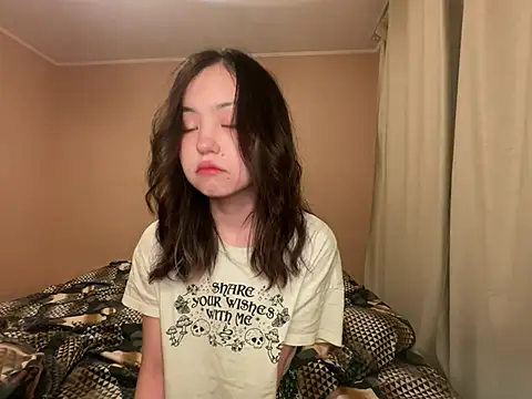 Snapshot of lalallalalaa- chatting on 8, 2, 2025 lalallalalaa- online show from 8, 2, 2025