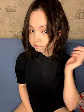 Snapshot of lalallalalaa- chatting on 12, 9, 2025 lalallalalaa- online show from 12, 9, 2025