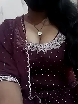 Snapshot of Anamika_Kapoor chatting on 5, 1, 2025 Anamika Kapoor online show from 5, 1, 2025