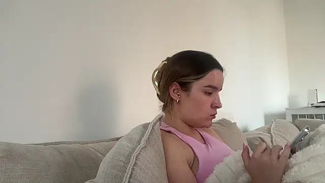 maisiesmithx online show from 20, 3, 2026