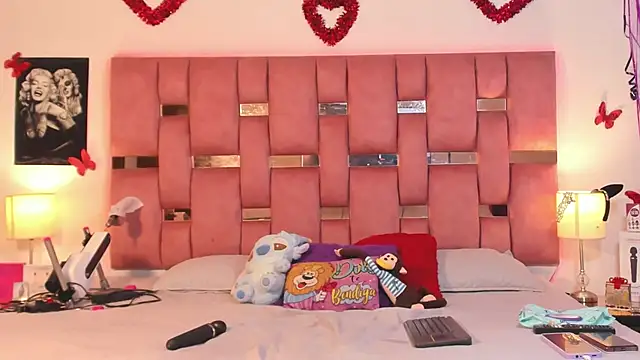 Snapshot of Betzabeth-Miller chatting on 8, 2, 2026 Betzabeth-Miller online show from 8, 2, 2026