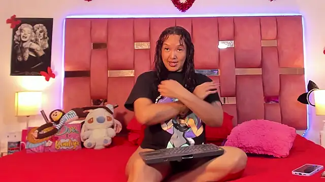 Snapshot of Betzabeth-Miller chatting on 28, 2, 2026 Betzabeth-Miller online show from 28, 2, 2026