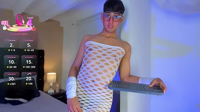 Dark hairy  online show from 26, 9, 2025