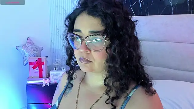 Reginavegaa online show from 18, 5, 2026