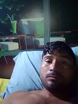 Snapshot of Diogo100 chatting on 14, 11, 2025 Diogo100 online show from 14, 11, 2025