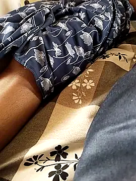 Snapshot of savixxx chatting on 24, 9, 2025 savixxx online show from 24, 9, 2025