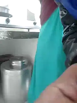 Snapshot of savixxx chatting on 18, 11, 2025 savixxx online show from 18, 11, 2025