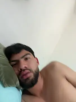 Snapshot of Elcangri-15 chatting on 8, 4, 2026 Elcangri-15 online show from 8, 4, 2026